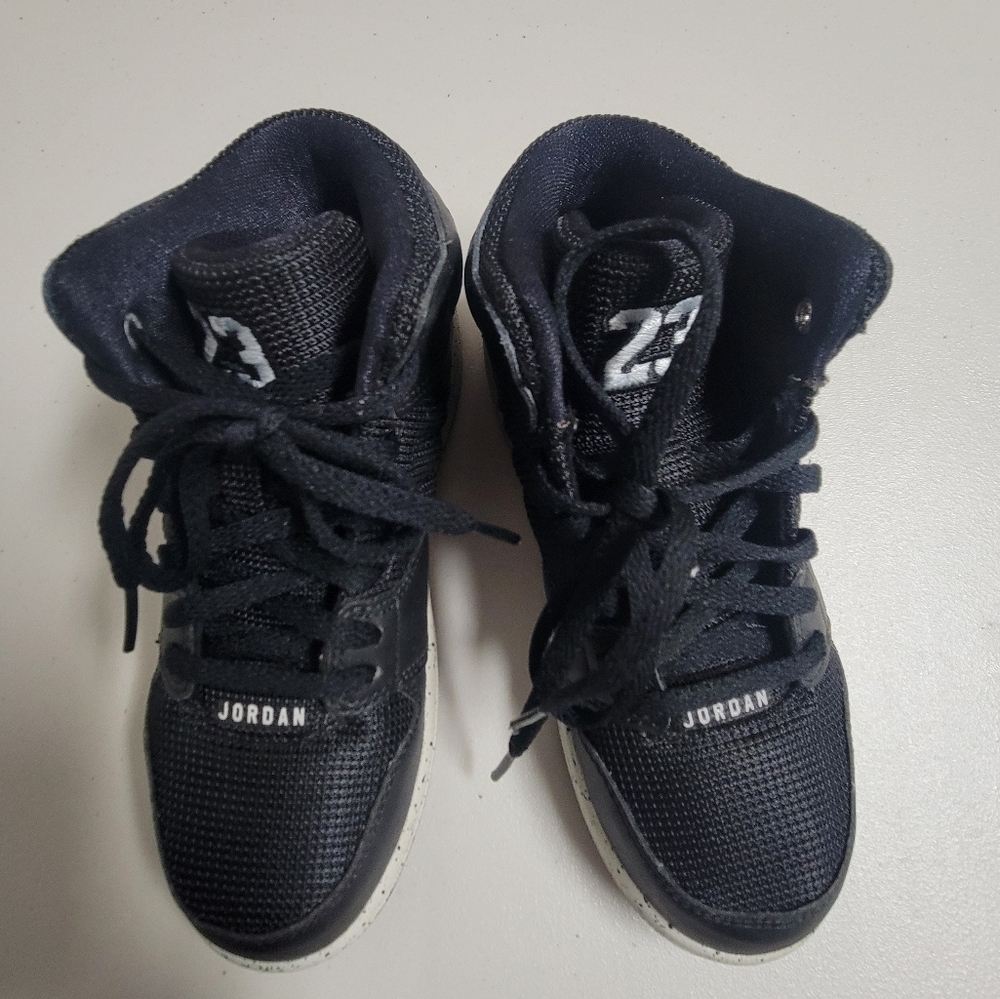 Nike Jordan 1 Flight 4 Hi Top Sneakers Boys Size 13C.